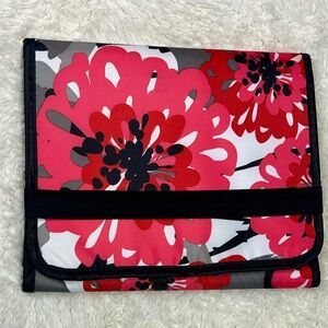 Thirty One Tote A Tablet Case Holder Ipad Kindle Nook  Bold Bloom Retired
NWOT